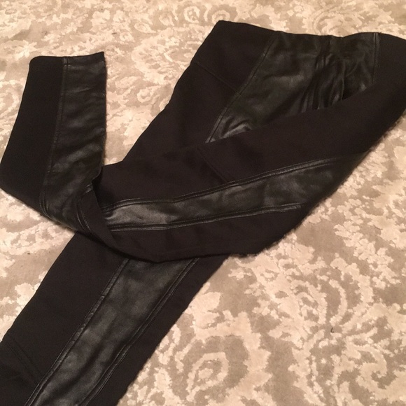 Romeo&Juliet Faux Leather detail Skinny Pants - Picture 6 of 6